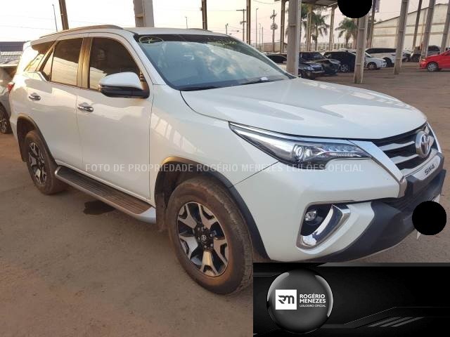 Lote 015 - 2020 TOYOTA SW4