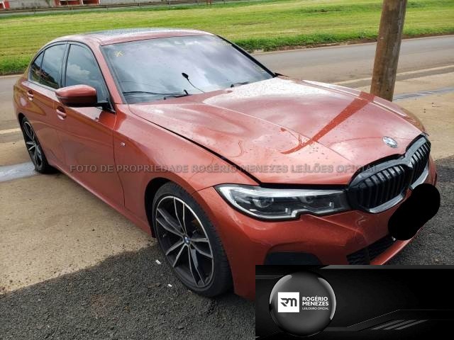 Lote 027 - 2021 BMW SERIE 3