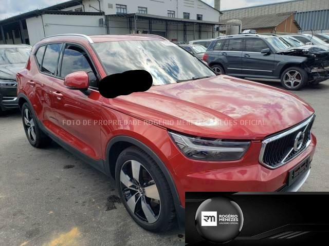 Lote 032 - 2020 VOLVO XC40