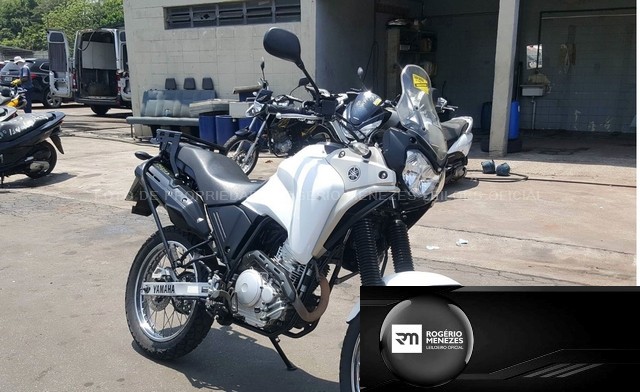 YAMAHA XTZ 250 TENERE BLUEFLEX 2016