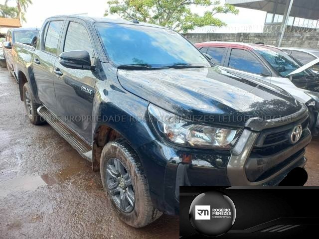 Lote 010 - 2022 TOYOTA HILUX CDP